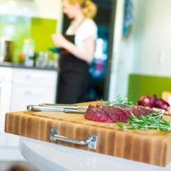 Boos Blocks Schneidebrett ProChef, Ahorn Mit Edelstahlgriffen 61x46x6 Cm -GrillLust Verkaufsgeschäft bb schneidebrett ahorn 61x46x6cm rafr2418 ede69089d2066f144614580aa940e635