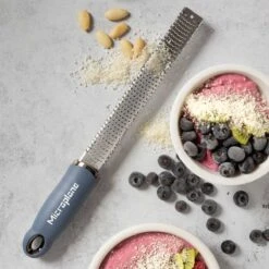 Microplane Premium Reibe / Zester, Denim Blau -GrillLust Verkaufsgeschäft microplane premium reibe zester denim blau 1714eb4cd64ed159e04c5eb340e4c3f1