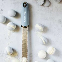 Microplane Premium Reibe / Zester, Küstenblau -GrillLust Verkaufsgeschäft microplane premium reibe zester kuestenblau e4ed50f9ba327af3587baecab01bdfe4