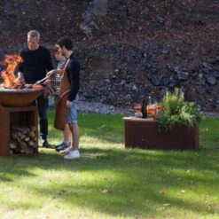 OFYR Herb Garden Bench Corten Sitzbank -GrillLust Verkaufsgeschäft ofyr herb garden bench corten sitzbank 86a1fac7bcab9a44a688c993780ce188