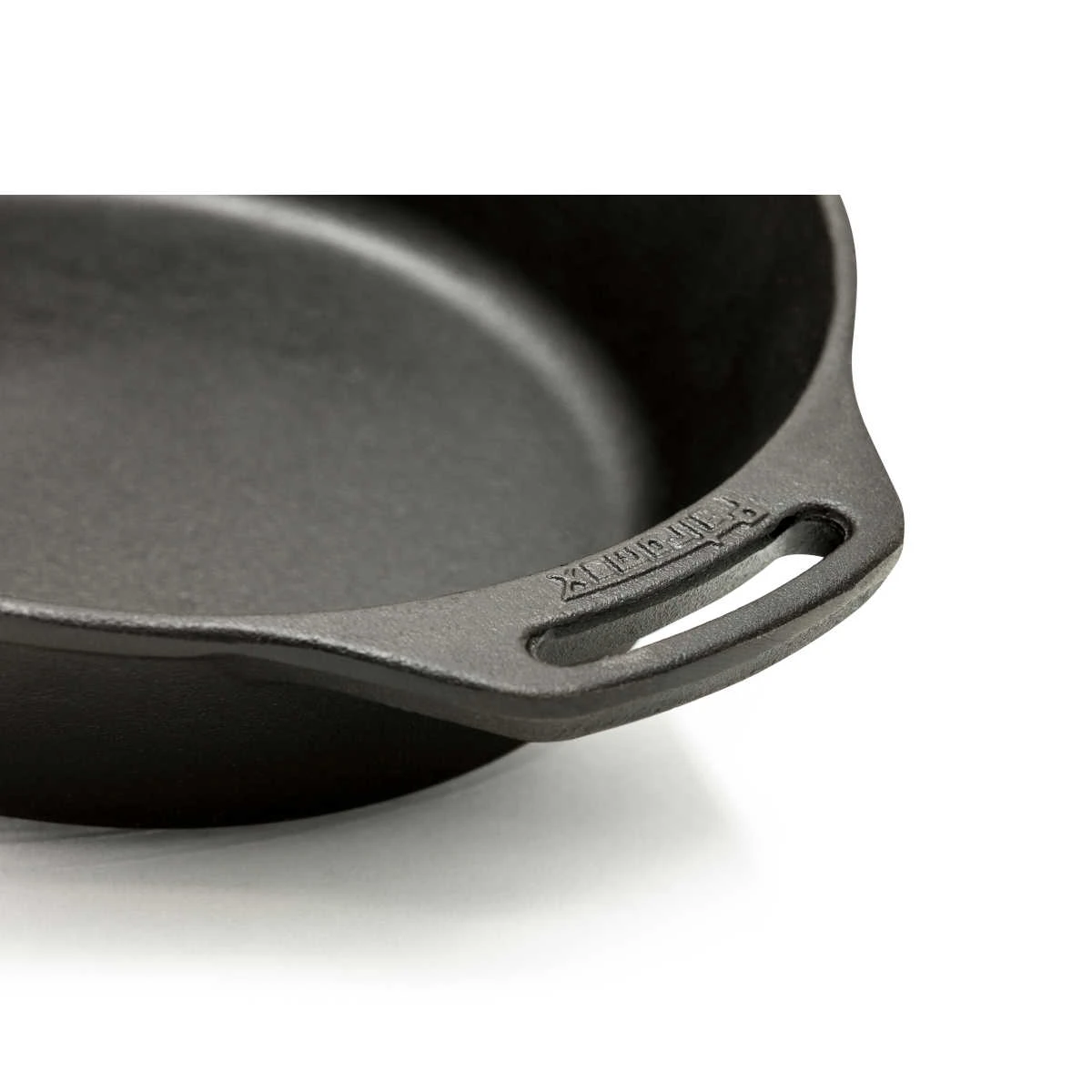 Petromax Feuerpfanne Gusseisen Fp20h-t Mit Zwei Henkeln, Ø 20 Cm 3 Petromax Feuerpfanne Gusseisen Fp20h-t Mit Zwei Henkeln, Ø 20 Cm