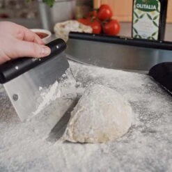 SANTOS Pizza Teigmesser -GrillLust Verkaufsgeschäft santos pizza teigmesser cdc665d069e6ee46a3d29627db99efc4