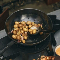 The Bastard Phantom Wok Aus Carbonstahl Ø 33 Cm -GrillLust Verkaufsgeschäft the bastard phantom wok aus carbonstahl 33 cm dcf9602117264fa33ca0c2643d1539ed