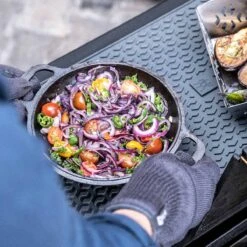 ZWILLING BBQ+ Silikon-Besteckablage, 45 X 31 Cm -GrillLust Verkaufsgeschäft zwilling silikon besteckablage 45 x 31 cm 7ad61451014690e5e0cb54b7f5b1705a